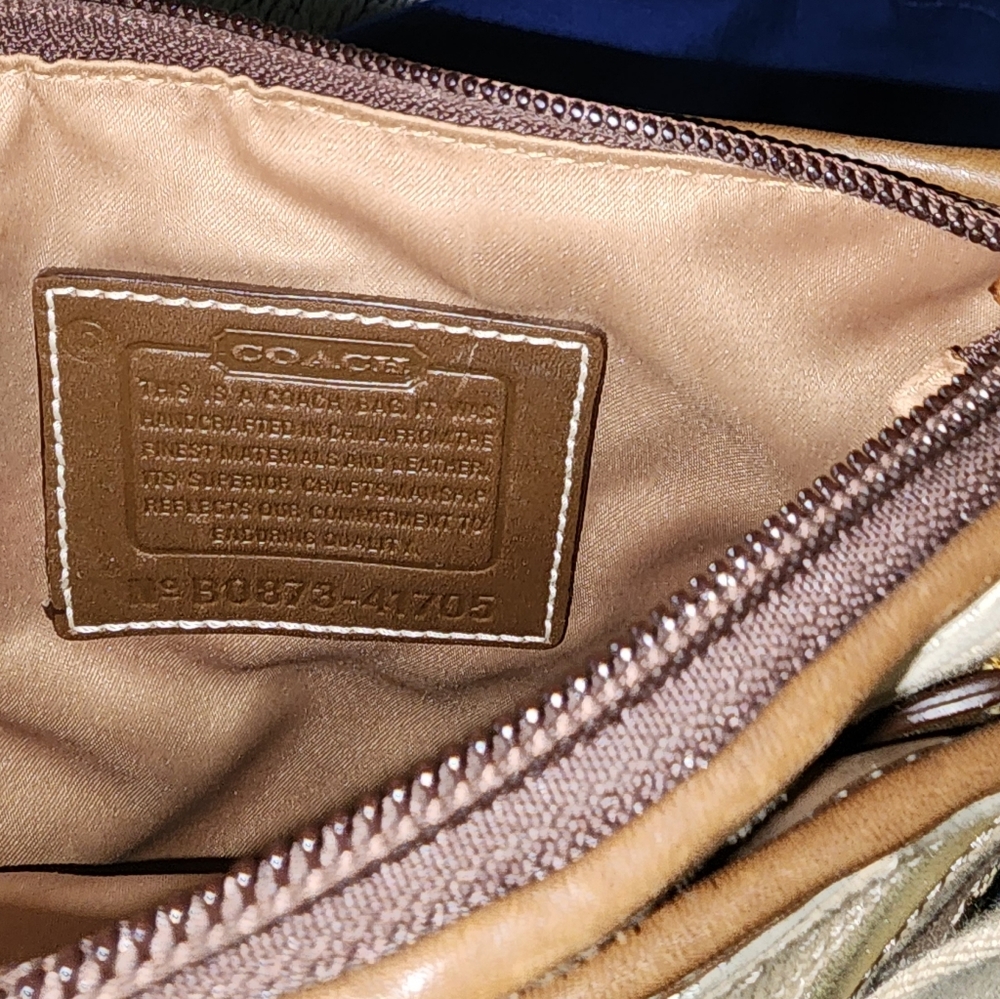 Coach Small Bag - Picture 3 of 3